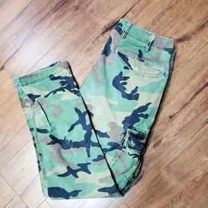 2 for $20/ Gap camo cargo pant 36x32